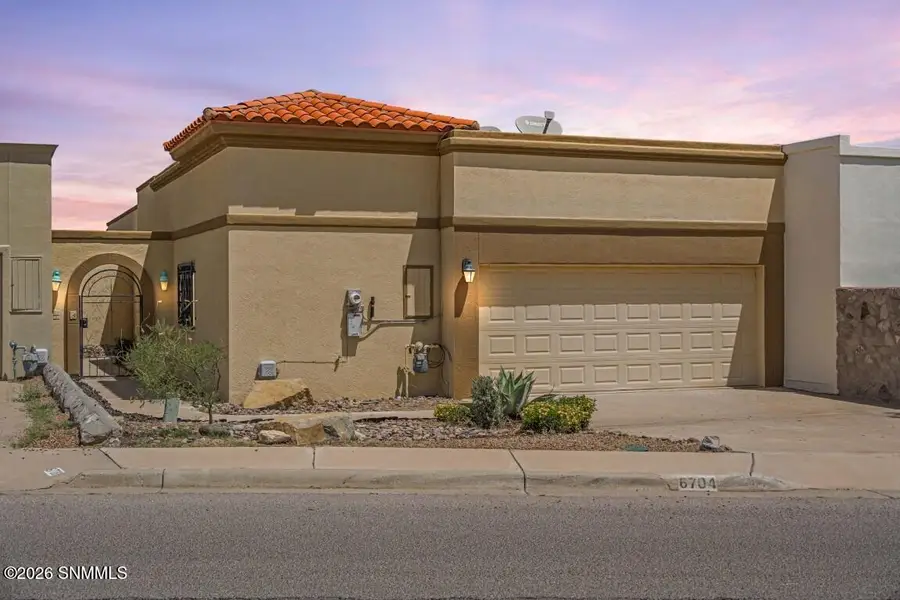 6704 Camino Blanco, Las Cruces, NM 88007 - #2