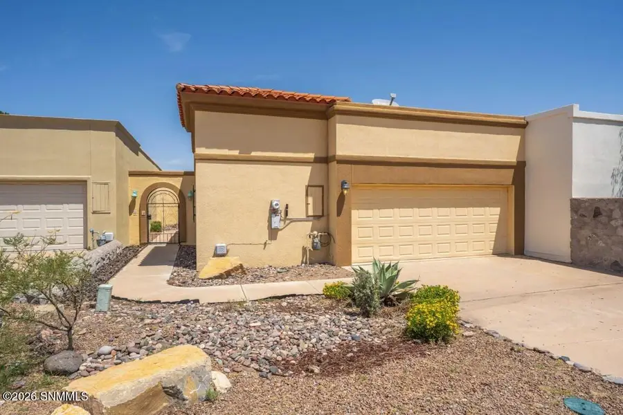 6704 Camino Blanco, Las Cruces, NM 88007 - #3