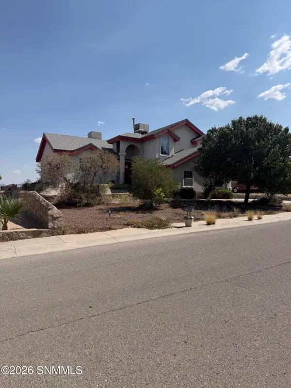 221 Bay Club Drive, Santa Teresa, NM 88008