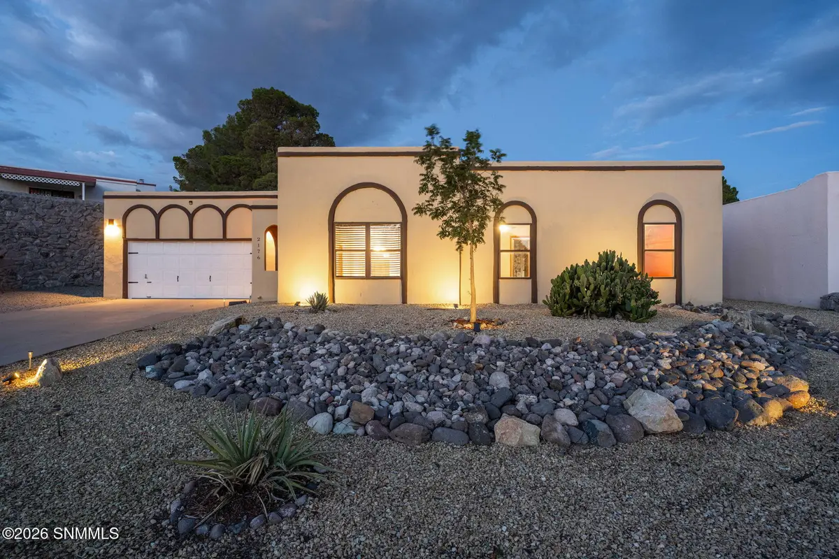 2176 Pioneer Avenue, Las Cruces, NM 88011 - #1