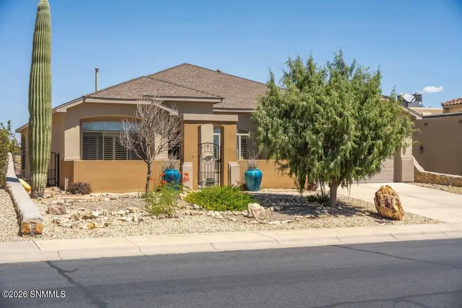 3609 Sierra Bonita Avenue, Las Cruces, NM 88012 - #2