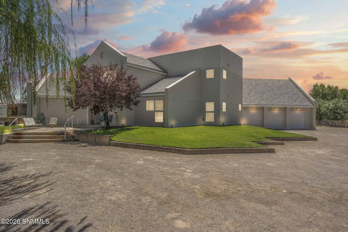 140 Horseshoe Circle, Las Cruces, NM 88007 - #1