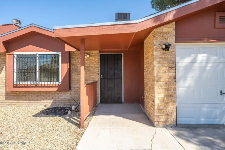 1883 Bridger Avenue, Las Cruces, NM 88001 - #3