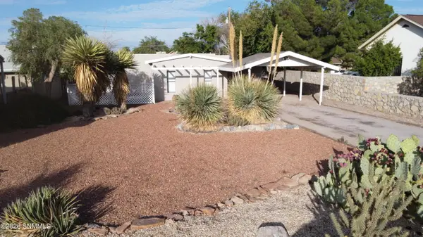 533 N Miranda Street, Las Cruces, NM 88005