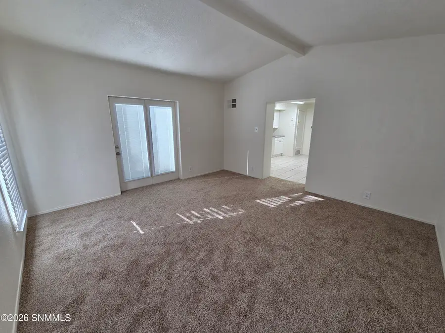533 N Miranda Street, Las Cruces, NM 88005 - #2