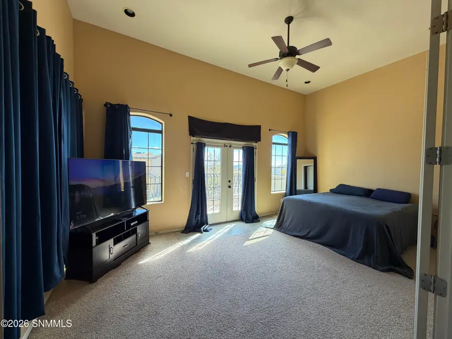 4303 Capistrano Avenue, Las Cruces, NM 88011 - #2