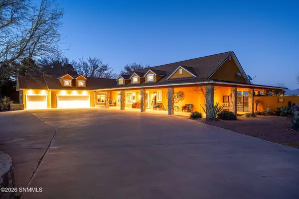2561 Mesilla Hills Drive, Las Cruces, NM 88005