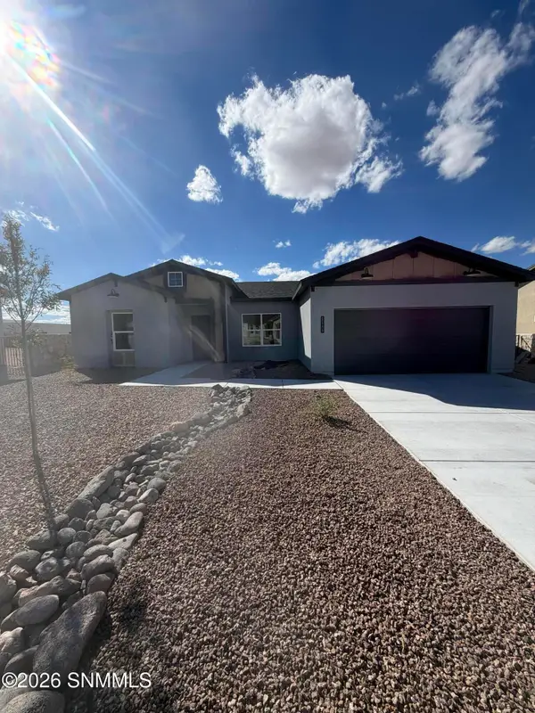 6549 Thrush Pl Street, Las Cruces, NM 88012