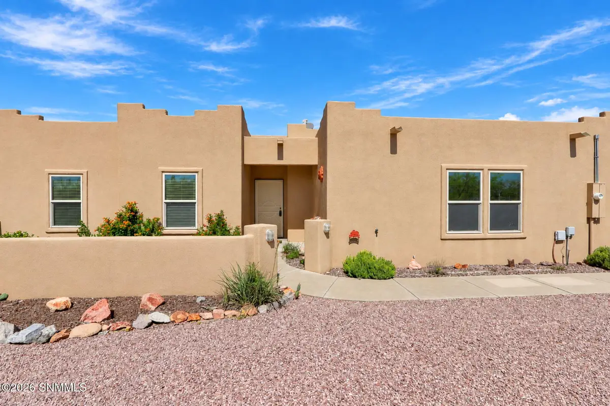 2001 Rincon De Amigos, Las Cruces, NM 88012 - #1