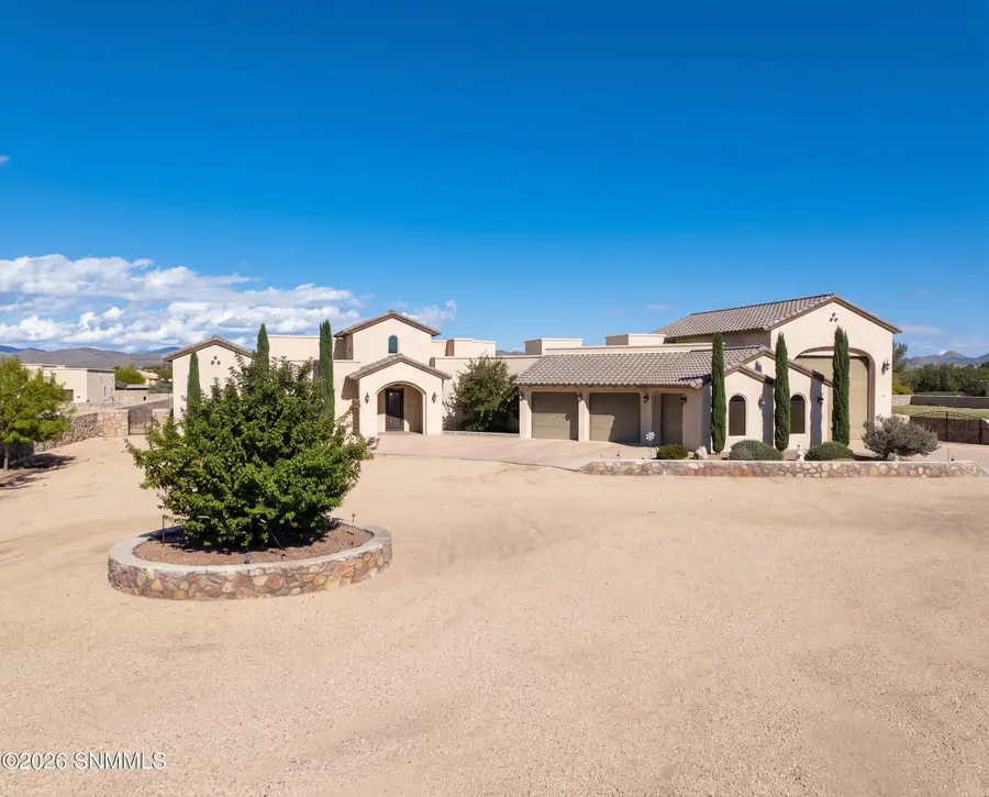 1130 King Bird Court, Las Cruces, NM 88007 - #3