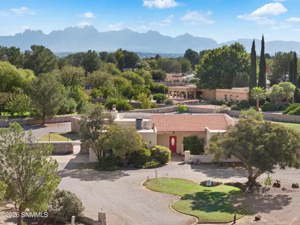 150 Horseshoe Circle, Las Cruces, NM 88007