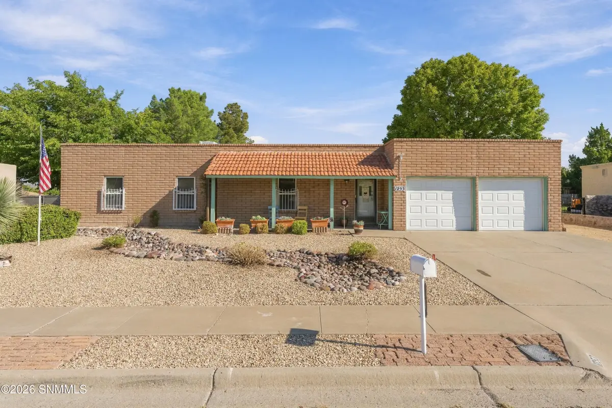 1253 Oakridge Drive, Las Cruces, NM 88005 - #1