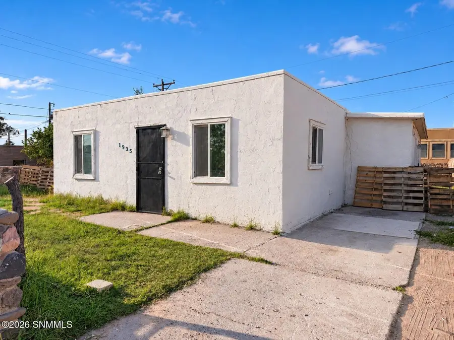 1935 Palomas Avenue, Las Cruces, NM 88001 - #2