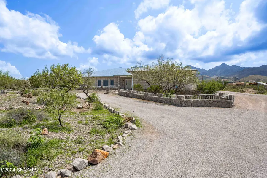 5073 Rock House Road, Las Cruces, NM 88011 - #2
