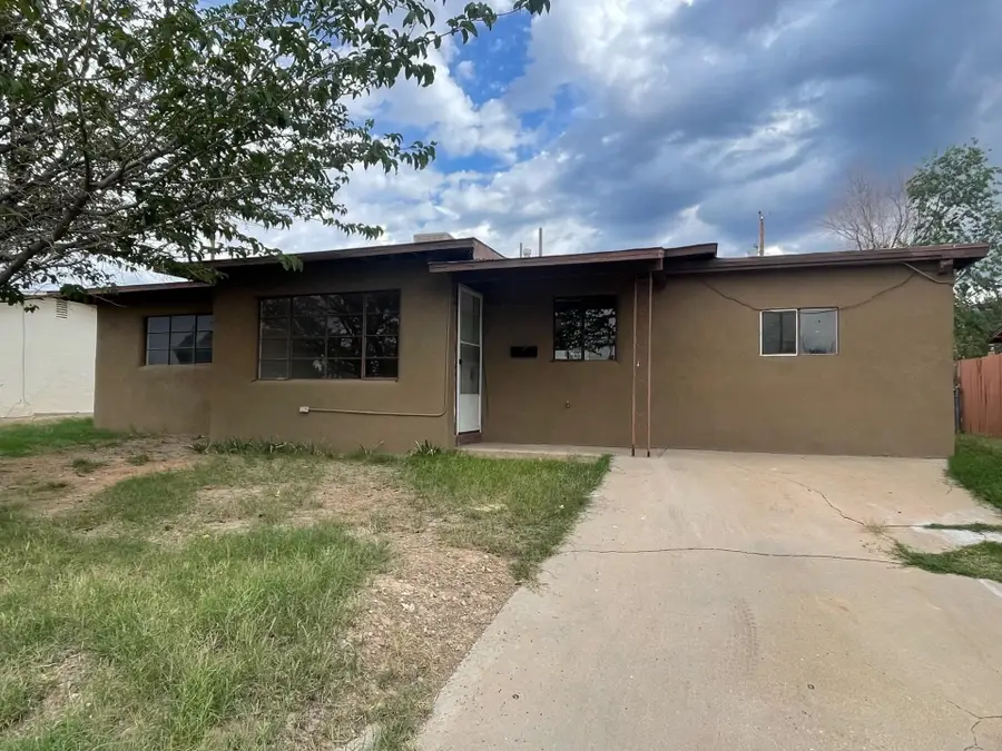 2406 Westminster AVE, Alamogordo, NM 88310 - Image #2