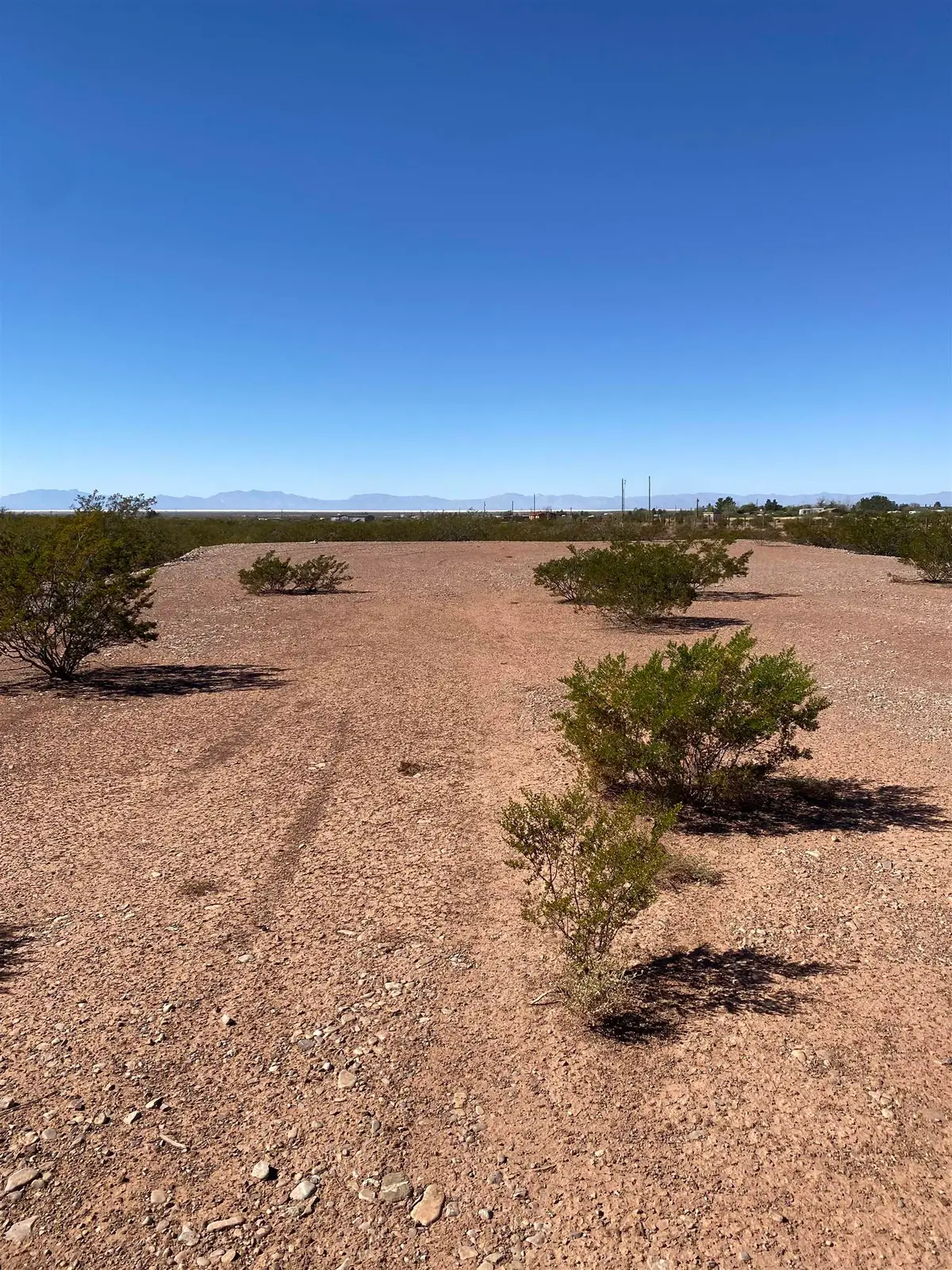 17 Mira Vista Lp, La Luz, NM 88337 - Image #1