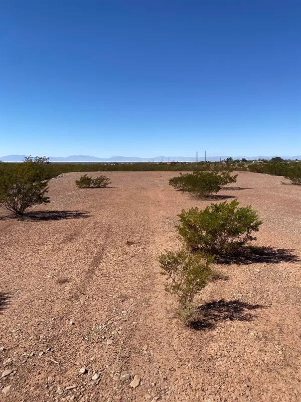 17 Mira Vista Lp, La Luz, NM 88337