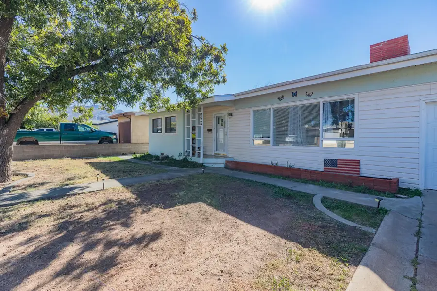 1302 Eighteenth ST, Alamogordo, NM 88310 - Image #2