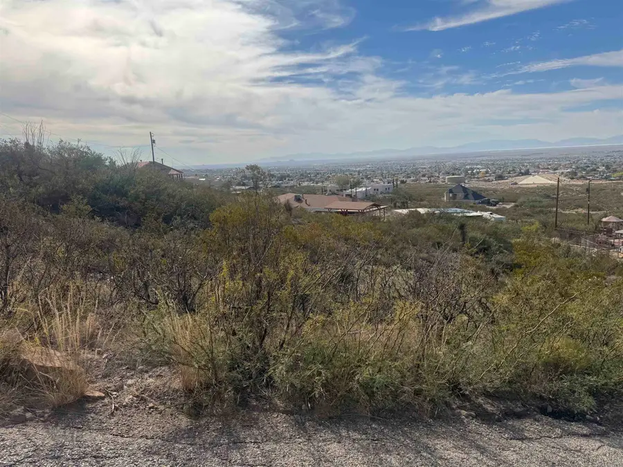 Thunder RD, Alamogordo, NM 88310 - Image #2