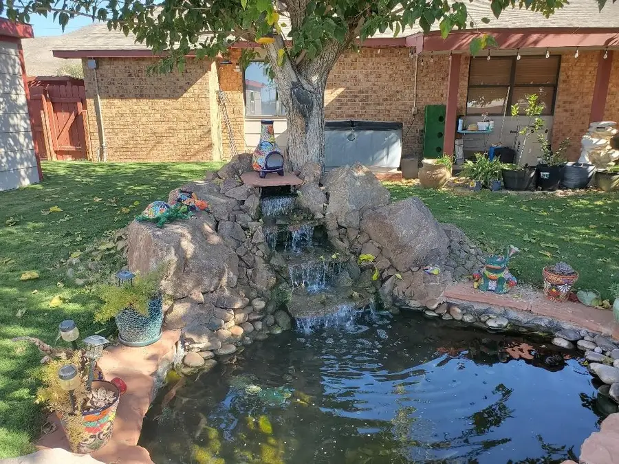 2413 Utah AVE, Alamogordo, NM 88310 - Image #2