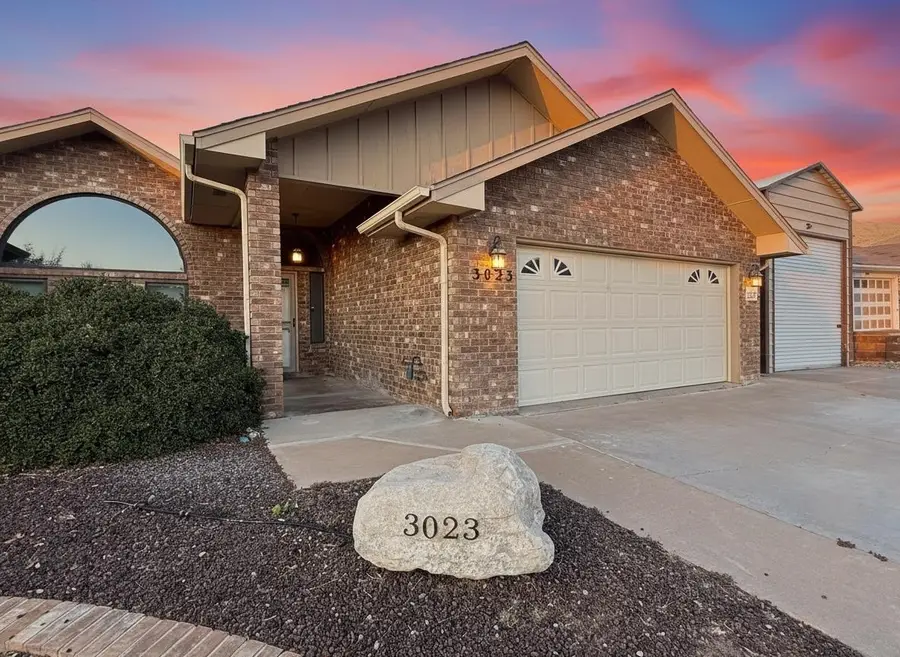 3023 Sunrise AVE, Alamogordo, NM 88310 - Image #2