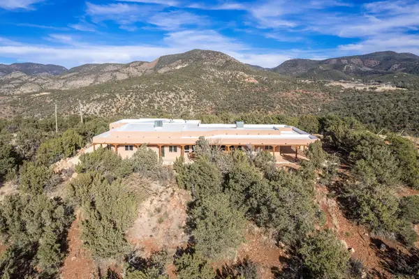 4 Colorado Pl, High Rolls Mountain Park, NM 88325