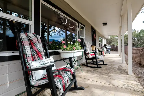 3 Rocky Ridge Rd, High Rolls Mountain Park, NM 88325