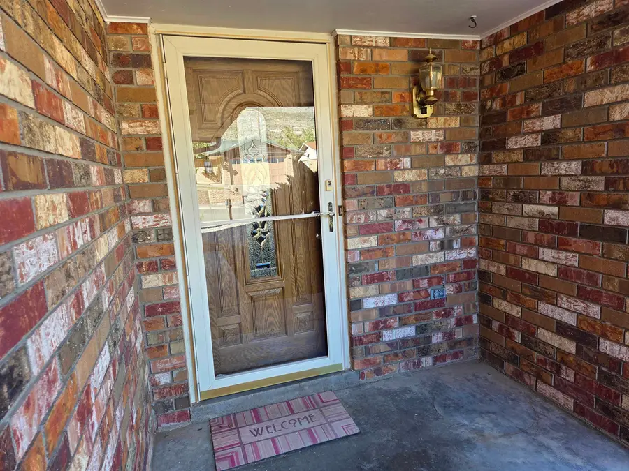 405 Sunbeam AVE, Alamogordo, NM 88310 - Image #3