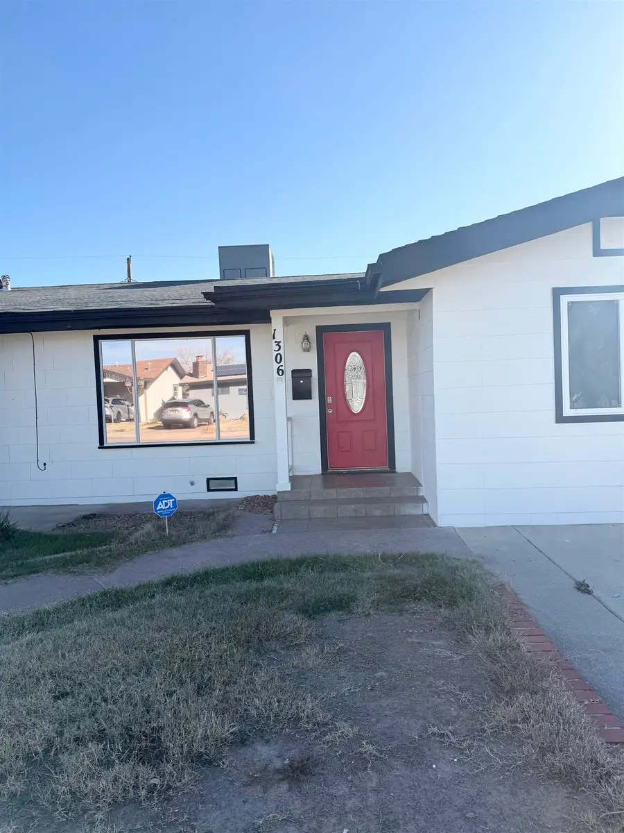 1306 Eighteenth ST, Alamogordo, NM 88310 - Image #2