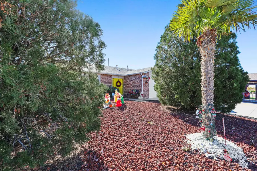 1300 Desert Dawn DR, Alamogordo, NM 88310 - Image #2