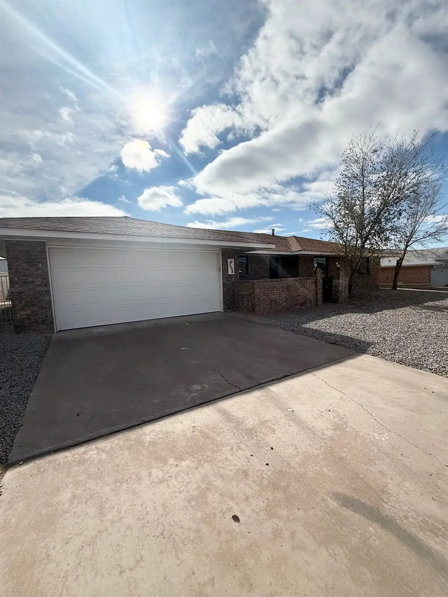 3008 Del Sur, Alamogordo, NM 88310 - Image #2