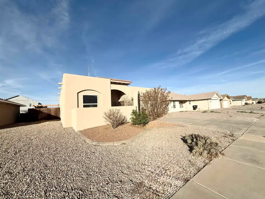 506 Coronado DR, Alamogordo, NM 88310 - Image #3