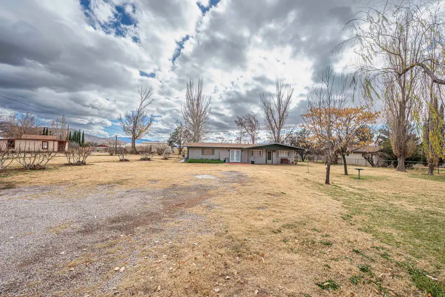 30 Alamo ST, La Luz, NM 88337 - Image #3