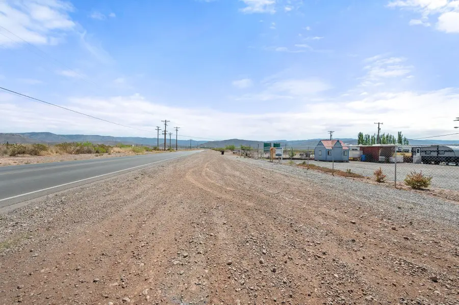 198 Alamo ST, Alamogordo, NM 88310 - Image #2