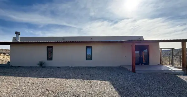 157 Fresnal Canyon Rd, La Luz, NM 88337