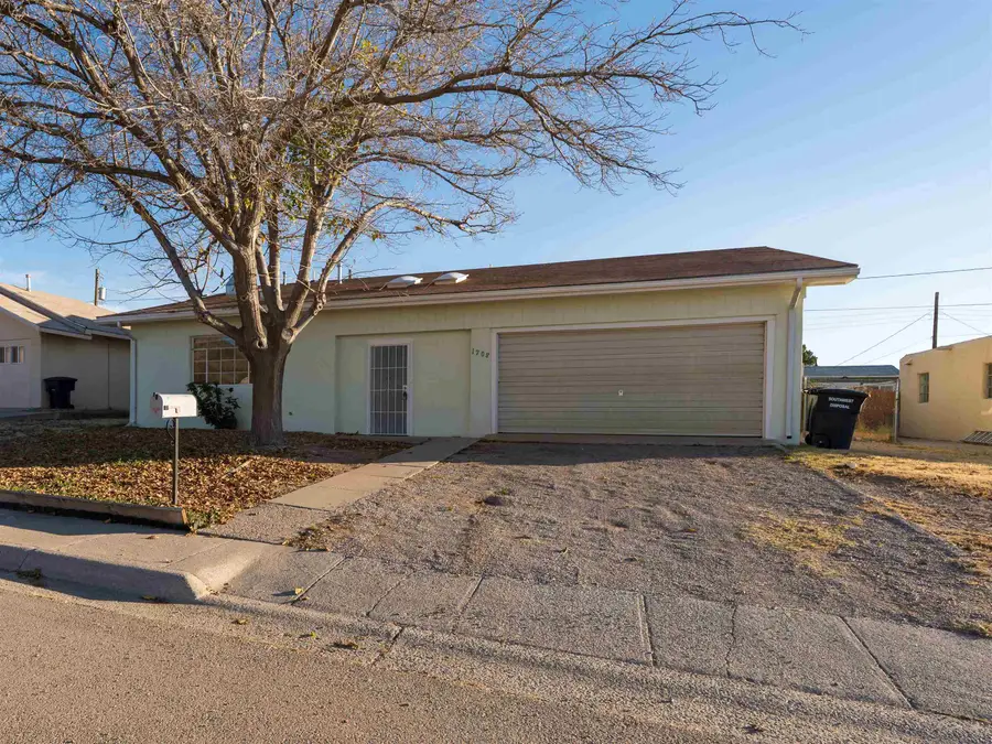 1708 Snow DR, Alamogordo, NM 88310 - Image #2