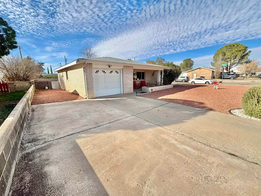 2327 Apache LN, Alamogordo, NM 88310 - Image #3