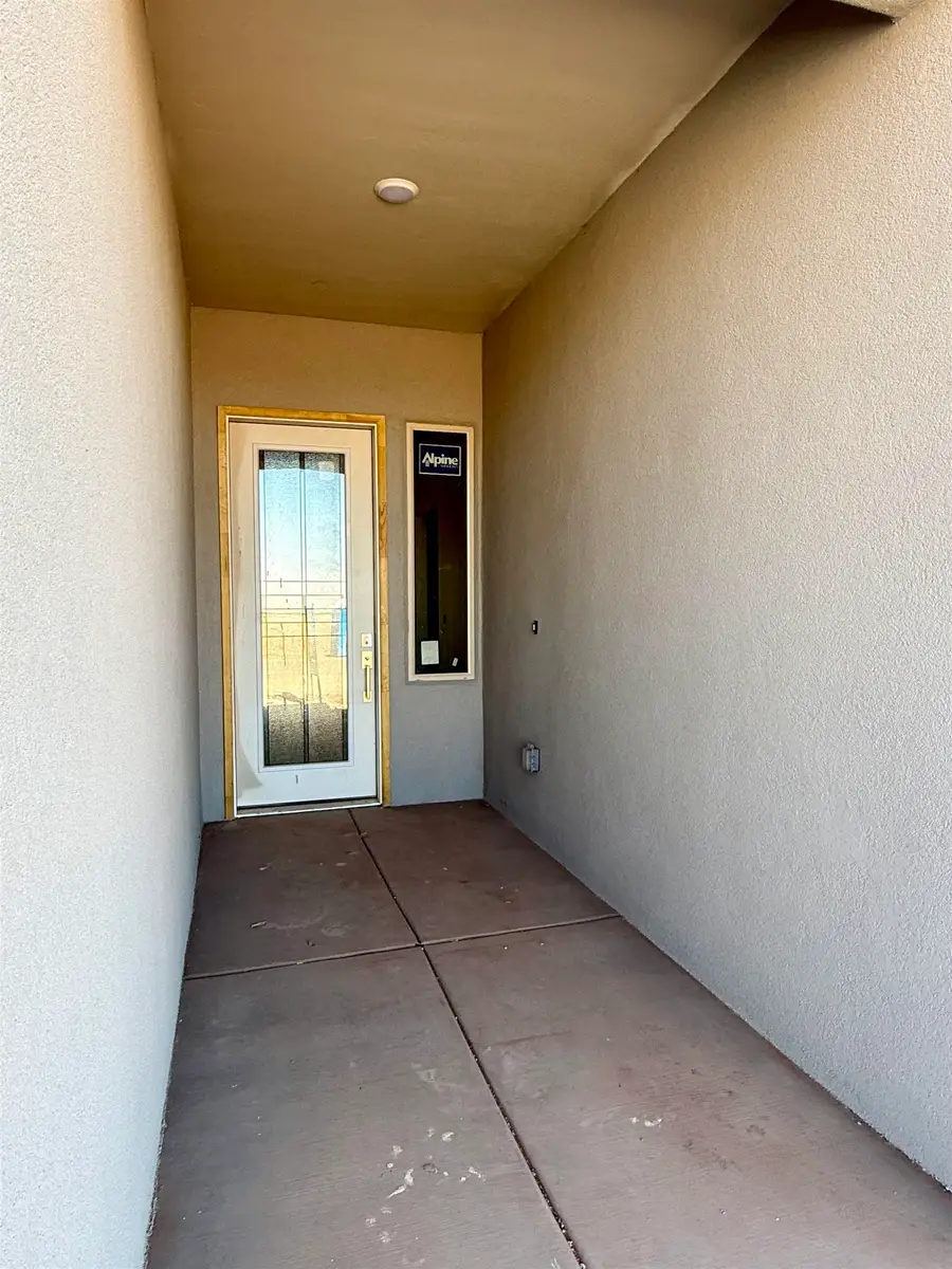 3674 Red Arroyo DR, Alamogordo, NM 88310 - #2