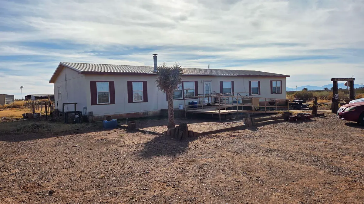 22 Dog Ranch Rd, La Luz, NM 88337 - Image #1