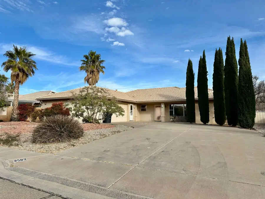 2563 Tres Lagos, Alamogordo, NM 88310 - Image #2