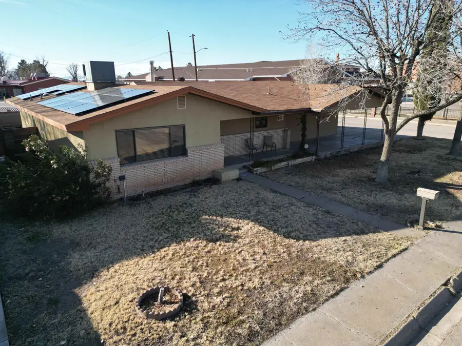 1811 Alamo AVE, Alamogordo, NM 88310-6206 - #2