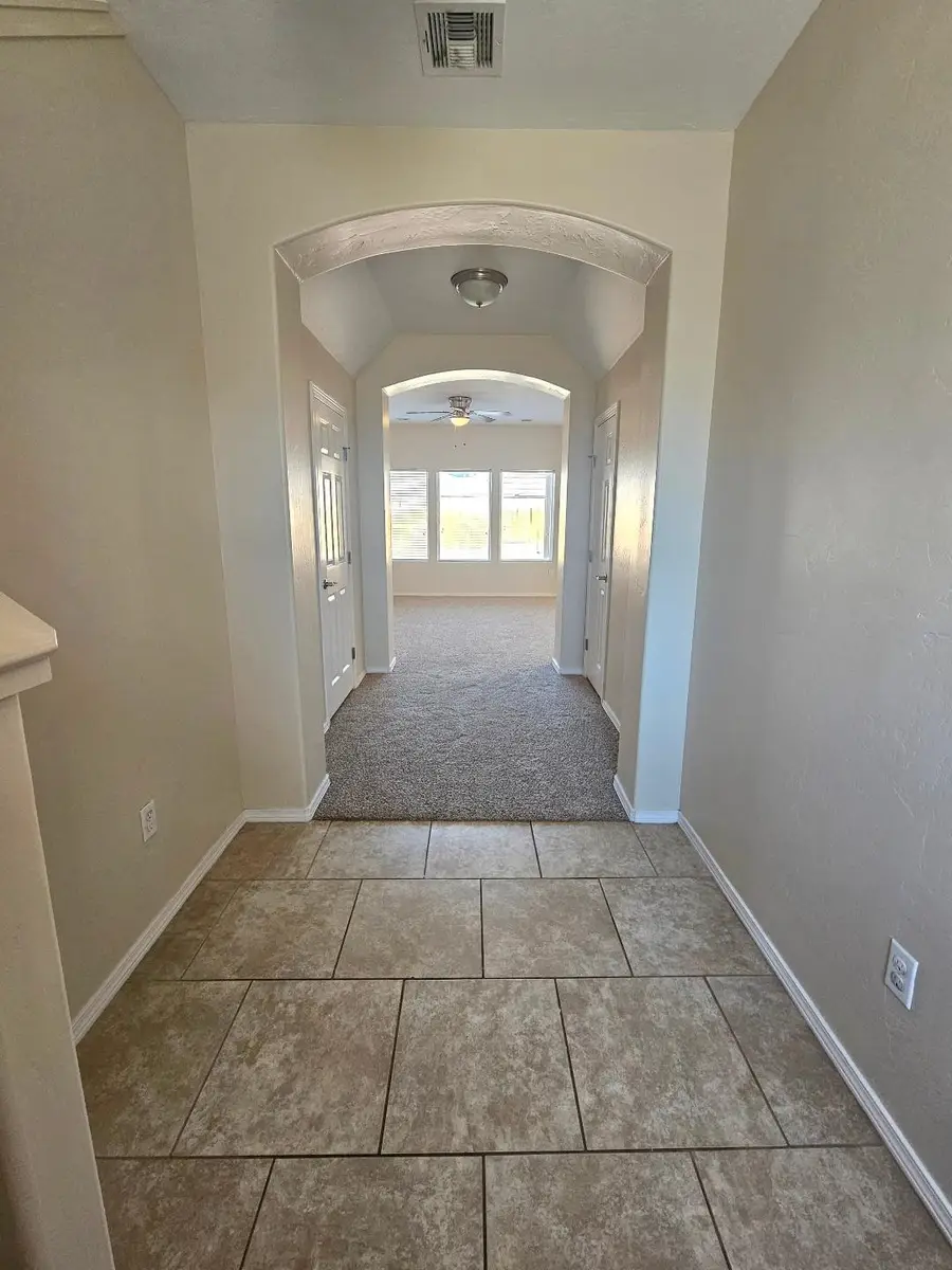 894 Valencia, Alamogordo, NM 88310 - #2