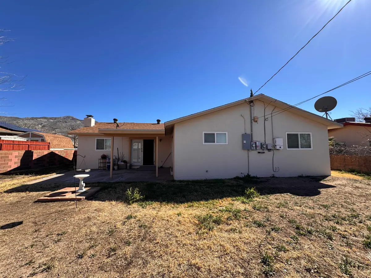 1107 Scenic DR, Alamogordo, NM 88310 - #1