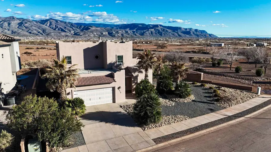 3414 Red Arroyo DR, Alamogordo, NM 88310 - #3