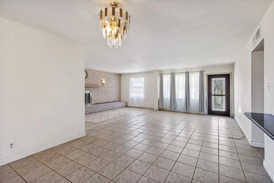 1200 Uranus DR, Alamogordo, NM 88310 - #3