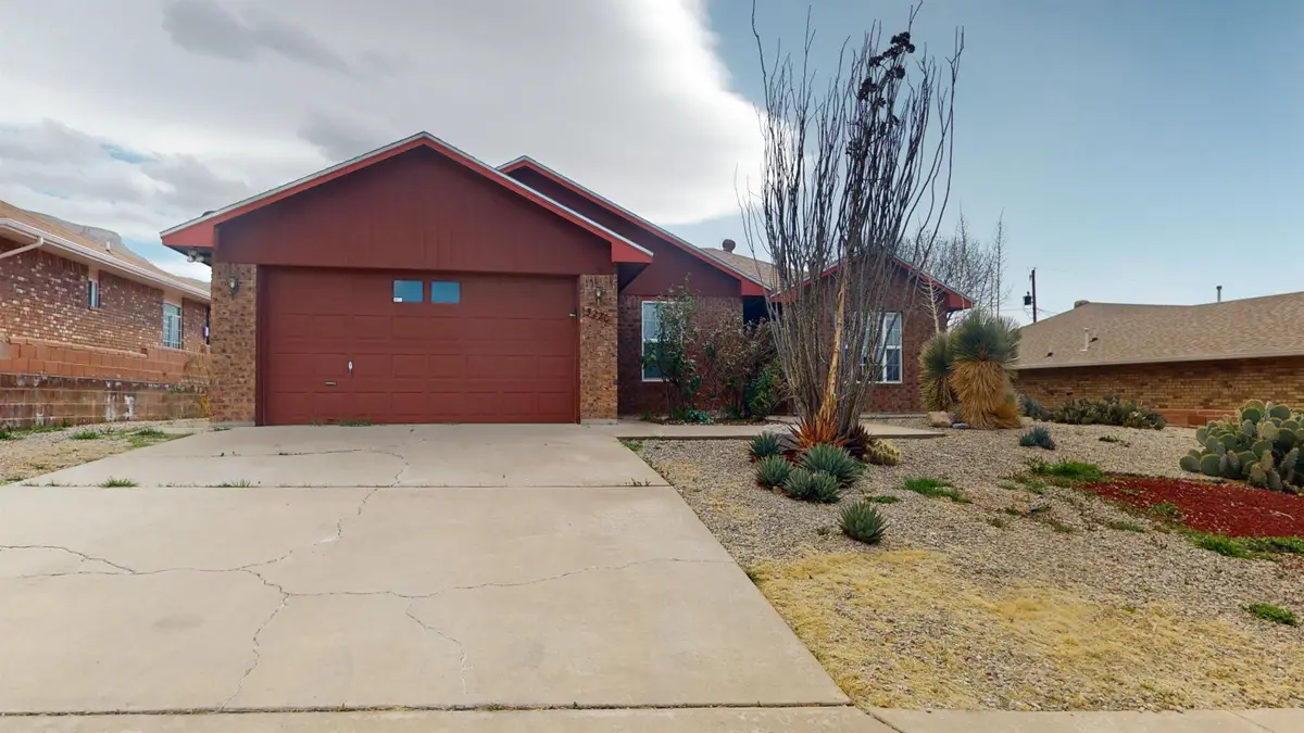 3220 Sunny CIR, Alamogordo, NM 88310 - #1