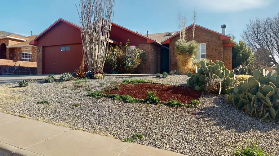 3220 Sunny CIR, Alamogordo, NM 88310 - #3