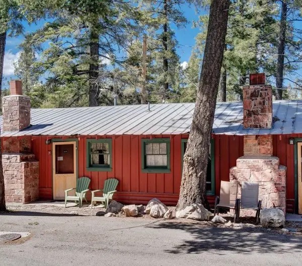200 Aspen CIR, Cloudcroft, NM 88317