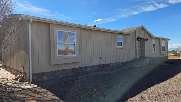 13 Oryx Dr, Tularosa, NM 88352