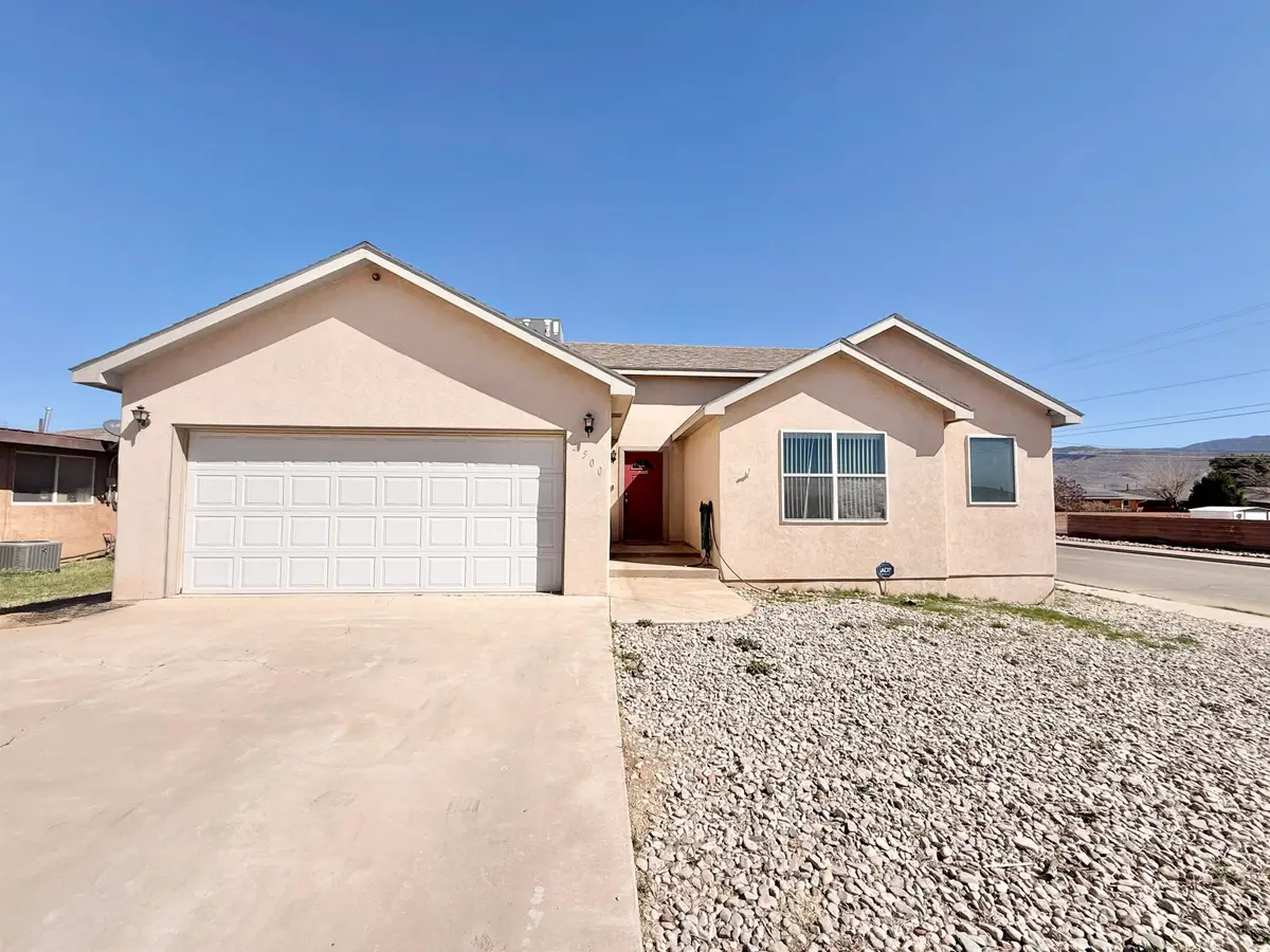 2500 Hawaii AVE, Alamogordo, NM 88310 - #1